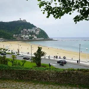 Ondarreta With Independent Entrance , San Sebastián España